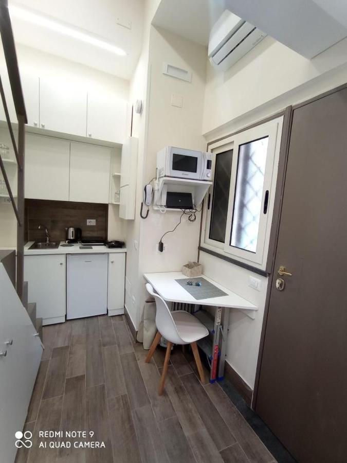 The Small House In Naples Apartment ภายนอก รูปภาพ