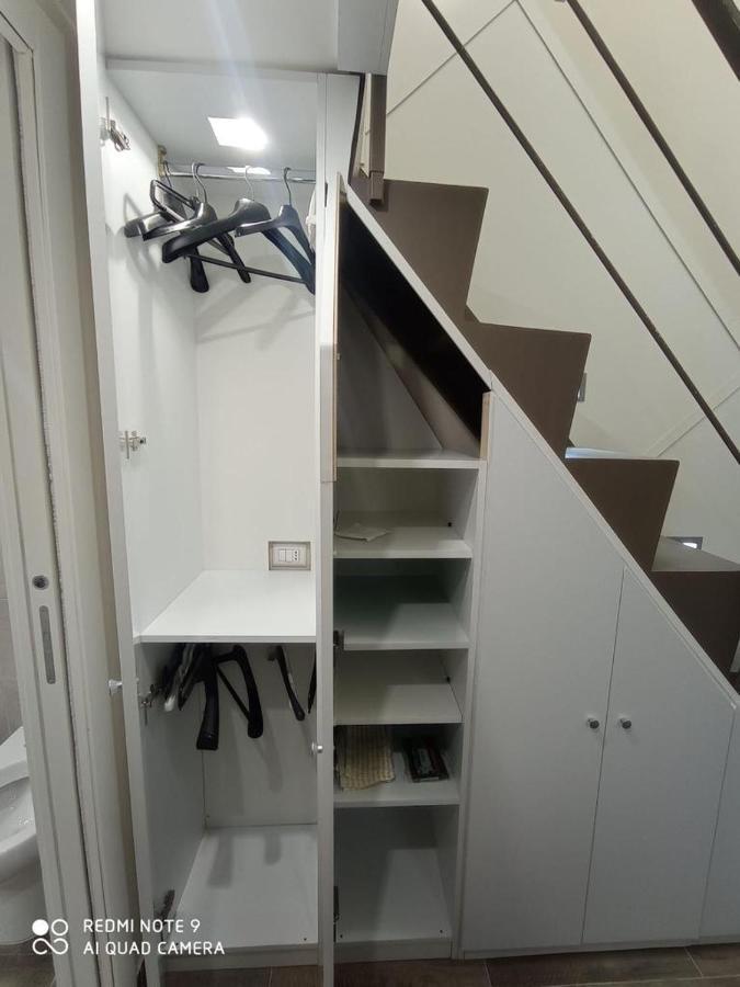 The Small House In Naples Apartment ภายนอก รูปภาพ